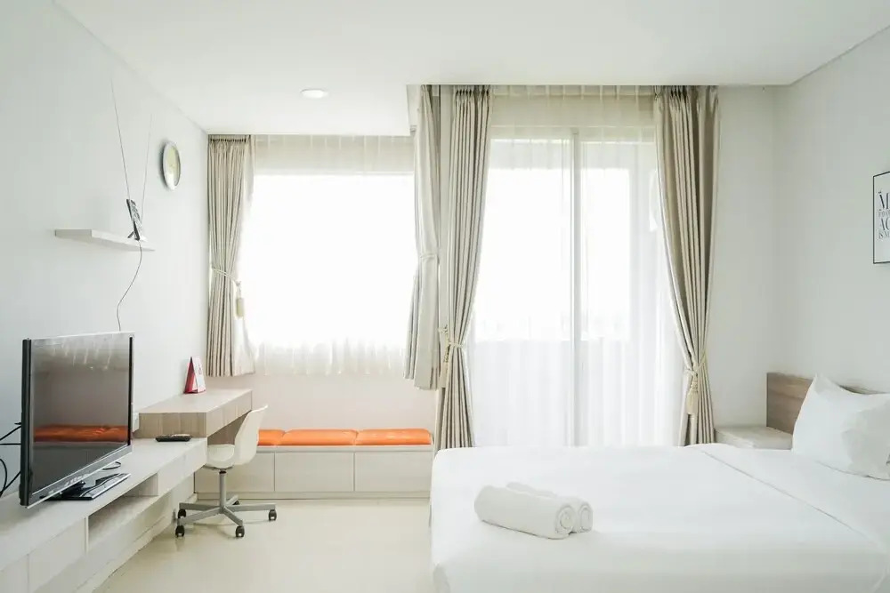 Cozy with Modern Style Studio Paddington Heights Apartment near Alam Sutera