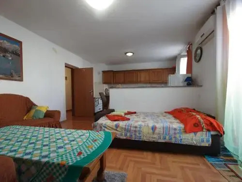 Apartments Mirko 647