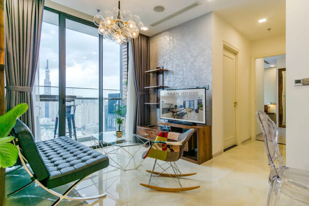 Urban House Saigon - Golden River