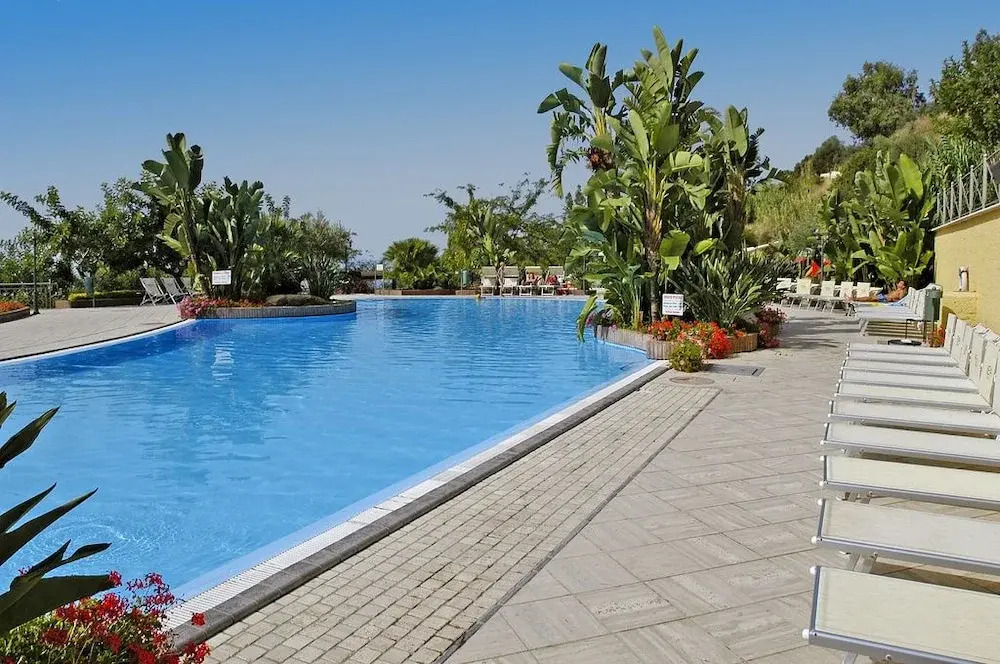 Hera Club Resort