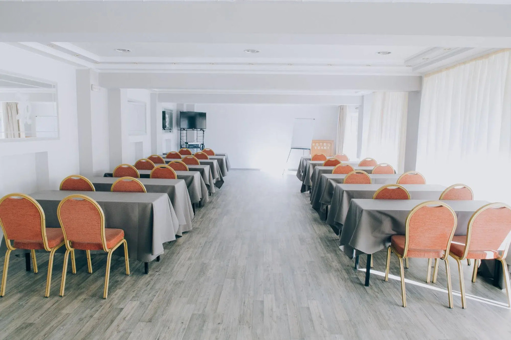 Tzaki hotel & restaurant Patras