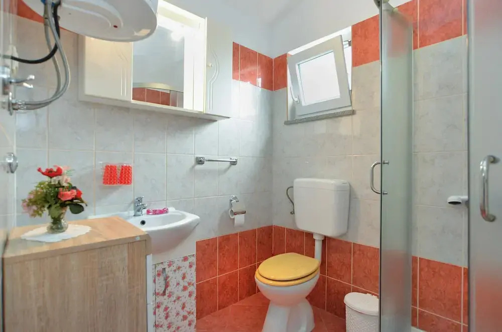Apartment 1822