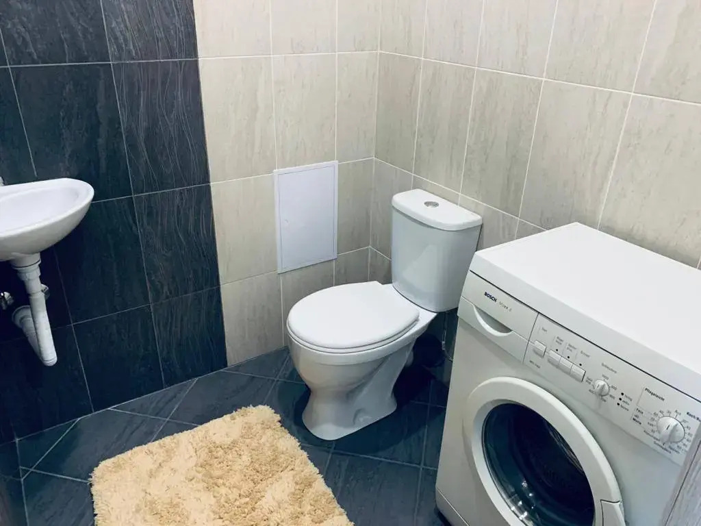 Pritomskij 29 Trehkomnatnye apartamenty rjadom s Kadetskim uchilischem