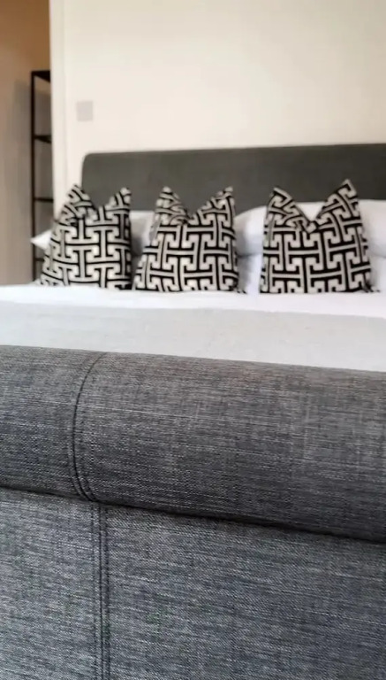London Stylish 1 Bedroom Apartment With Garden