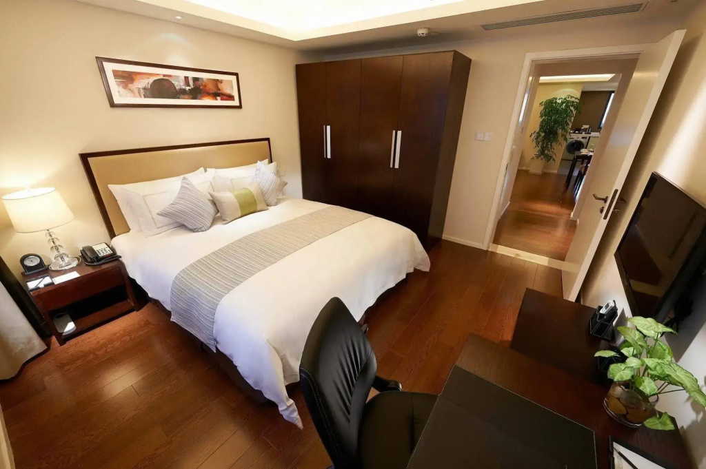Starr Hotel and Serviced Apartment -Shanghai Jingan Railway Station