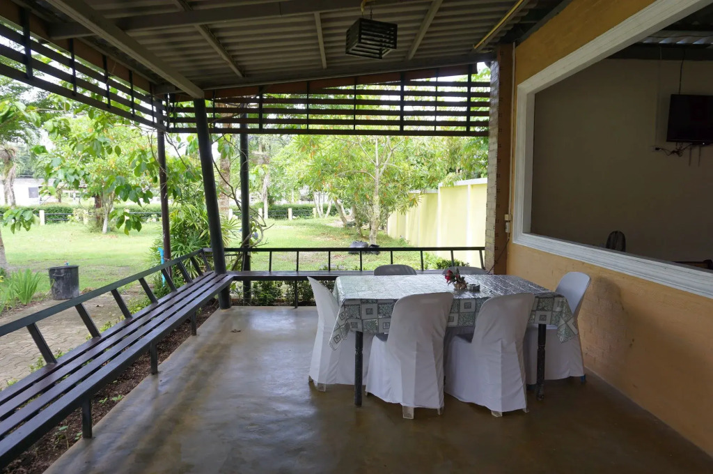 Norn Ranong Hostel