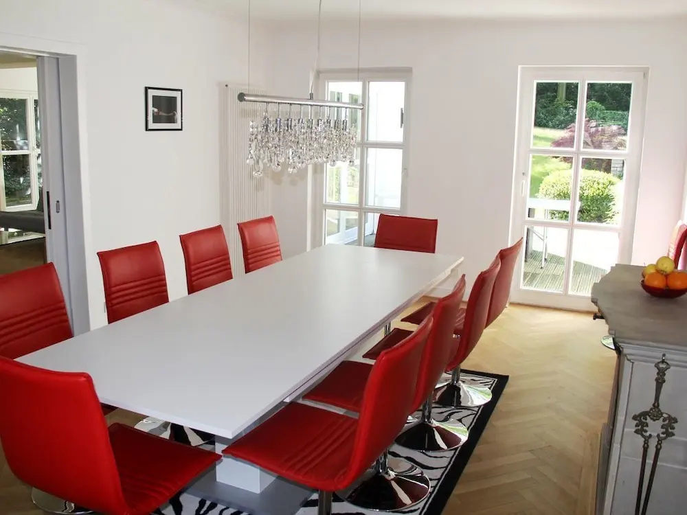 Luxus Ferienhaus Villa EMG Emsdetten nah Münster, Osnabrück, Rheine für Familien Gruppen bis 17 Personen, Pool, Whirlpool, Garten, Kamin, 6SZ