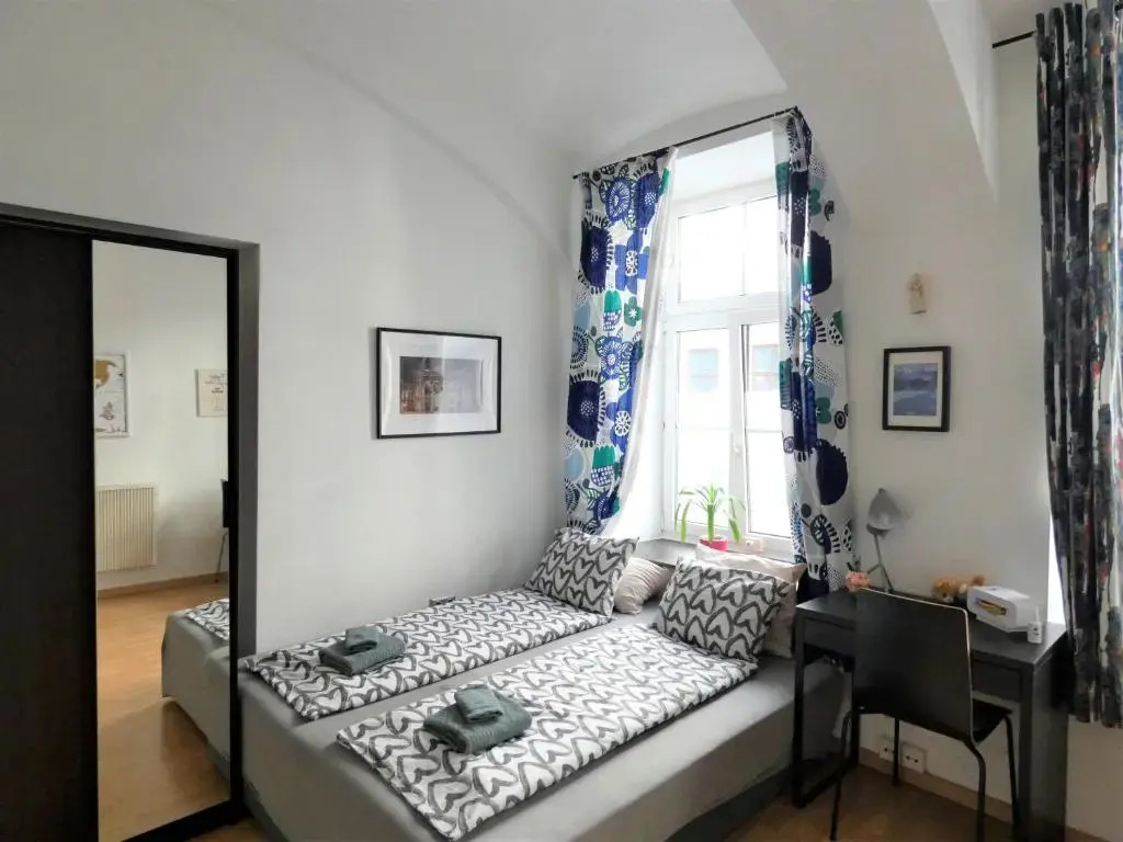 MSQ Diana Vienna - 10 min from city center - free coffee and tea - high speed internet