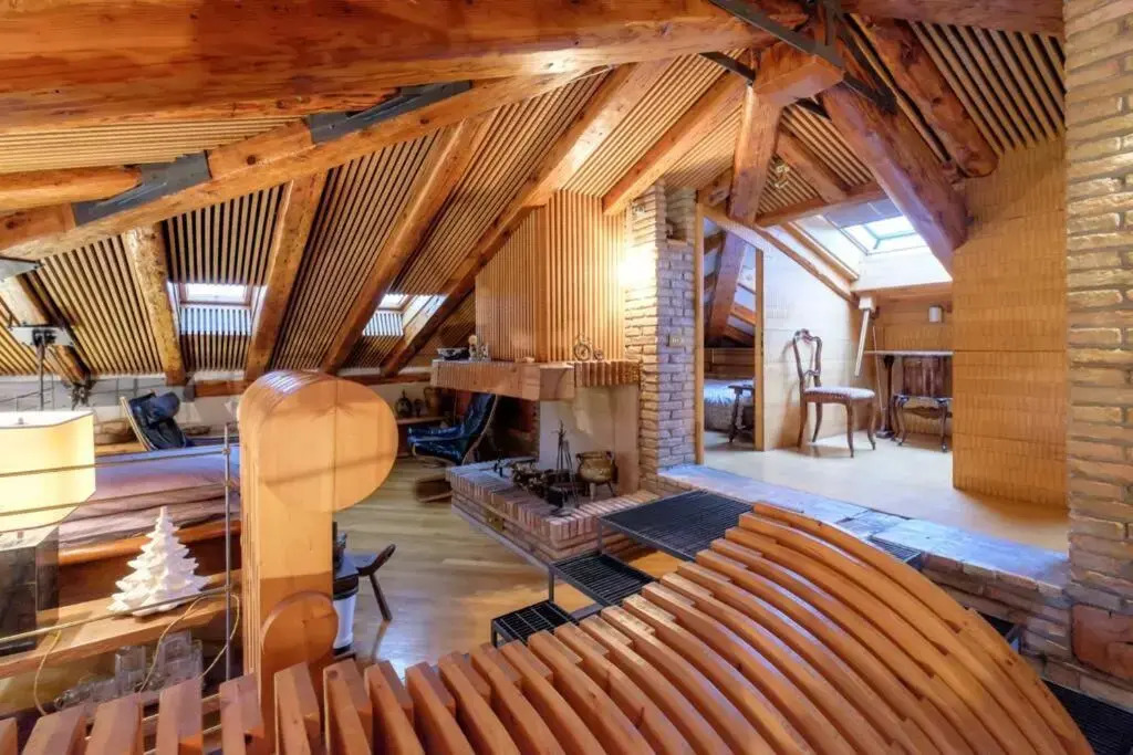 6 Ponterosso - Luxury Attic