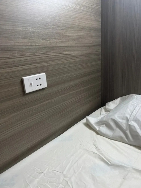 8h - Hostel