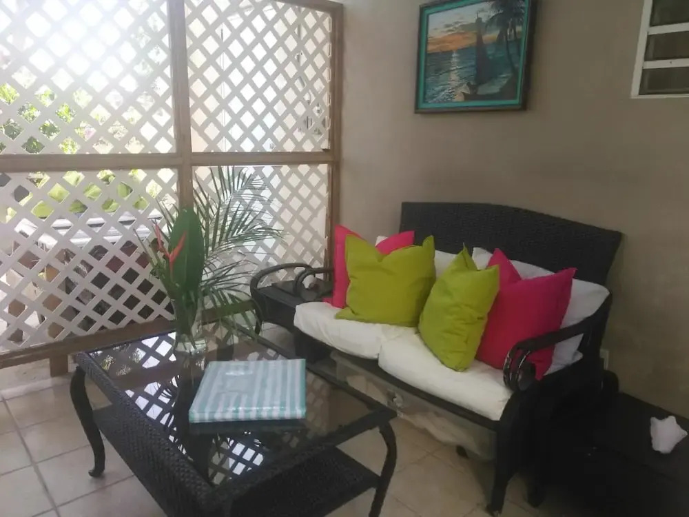 Casa de Tortuga Guesthouse