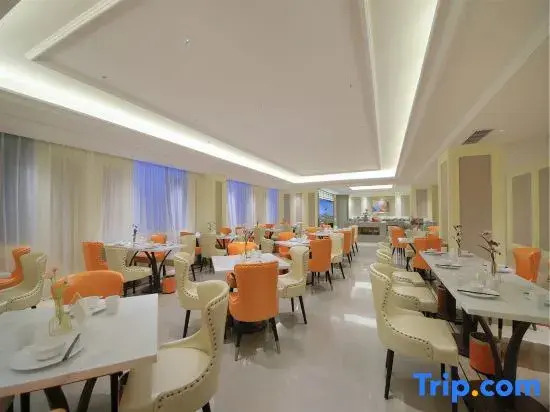 Vienna Hotel (Wuzhi Heshuo Avenue)