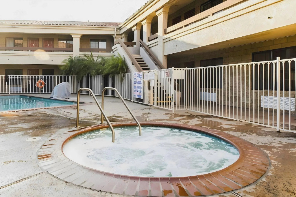 Premier Inns Thousand Oaks