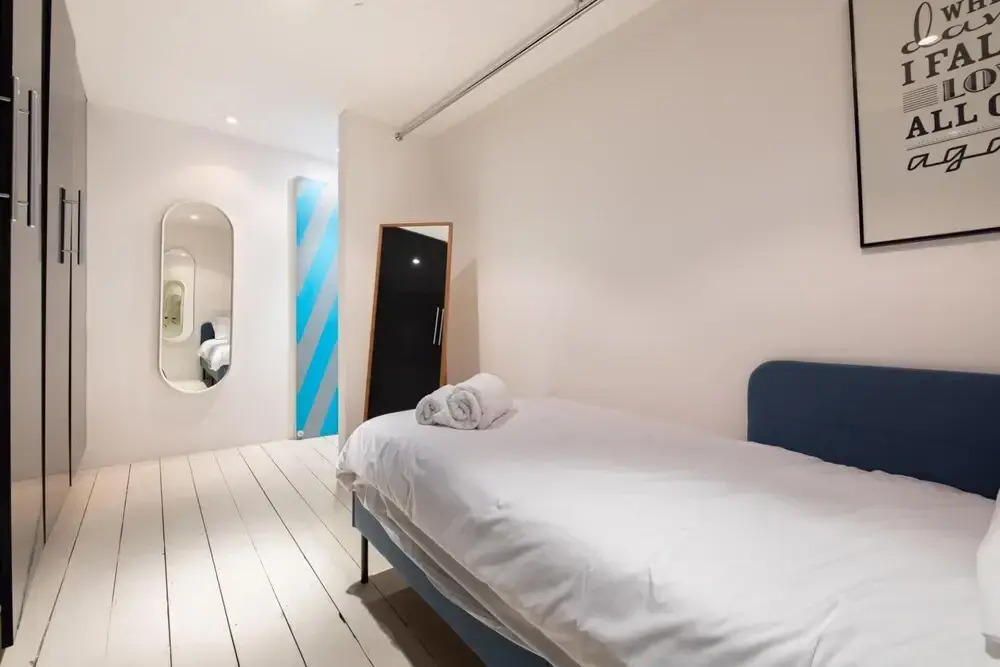 Spacious Bright Loft Apartment - Shoreditch