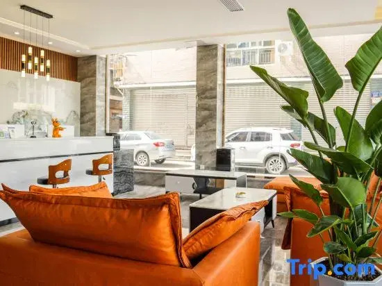 Mianyang Orange Cinema-style smart hotel