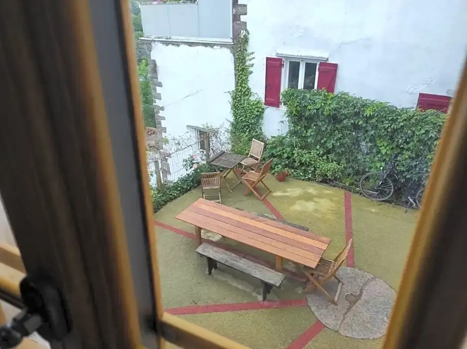 Gite de la Porte Saint Jacques: a hostel for pilgrims