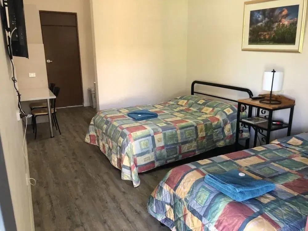 Brolga Hotel Motel
