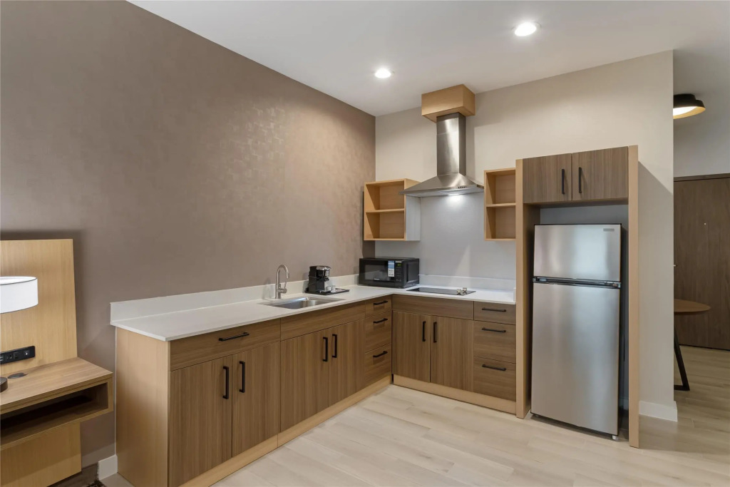 Best Western Plus Pearland/Houston Medical Center Hotel