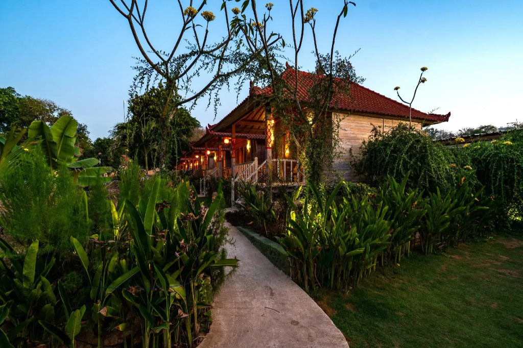 The Canda Villas