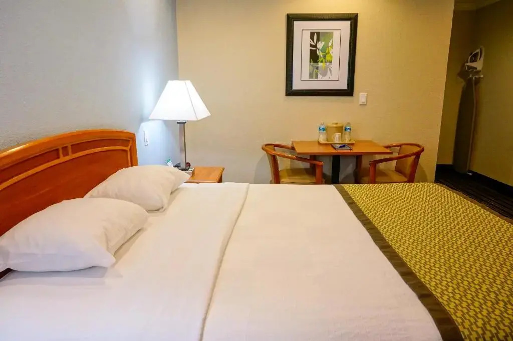 Hotel Parmani Near Stanford University