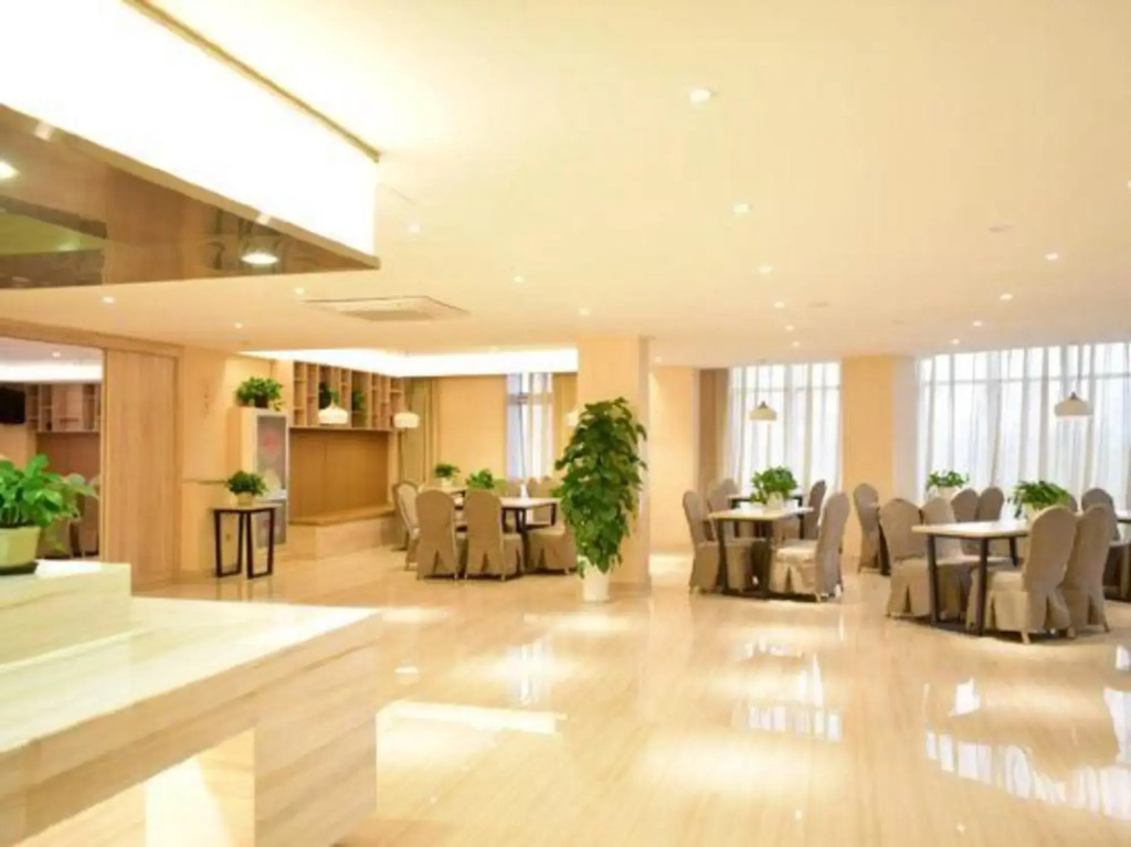 Yunshui Hotel (Taiyuan Huayu Baihua Valley Pingyang Road Branch)