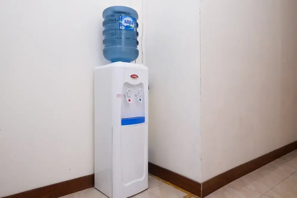 Urbanview Hotel AVA Semarang near Akademi Kepolisian Semarang by RedDoorz