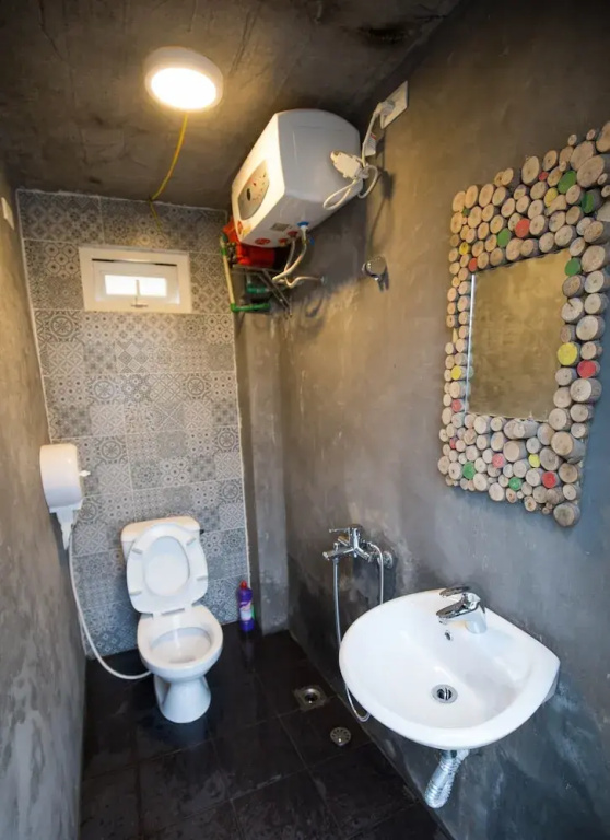 Halley Hostel