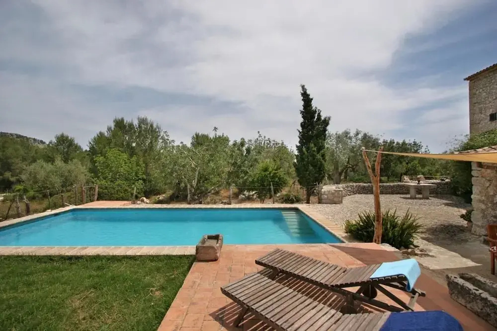 Villa - 4 Bedrooms with Pool and WiFi - 103179