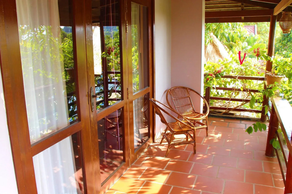 VANNA Hill Resort
