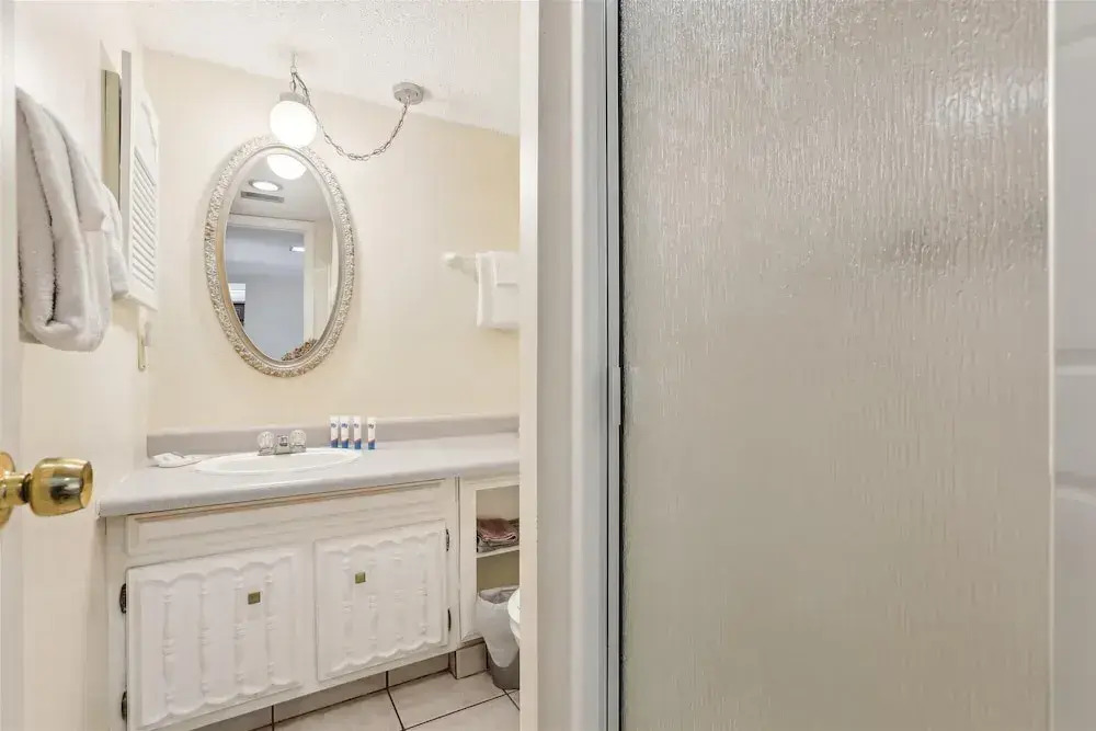 Beachside 2br/2ba Condo w/ Pool, Balcony & Boat Parking in St. Augustine
