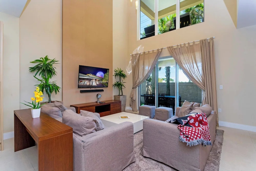 Stunning 4 Bd Close To Disney @ Magic Village 3247