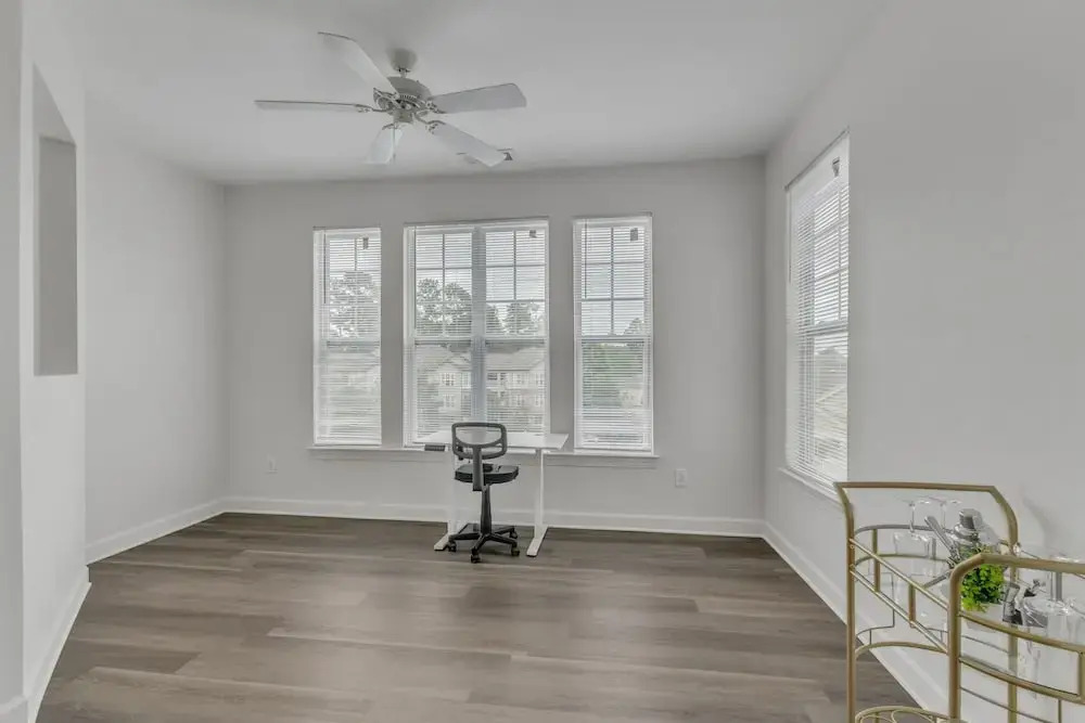 King 3BR Suite Mins to Downtown Raleigh