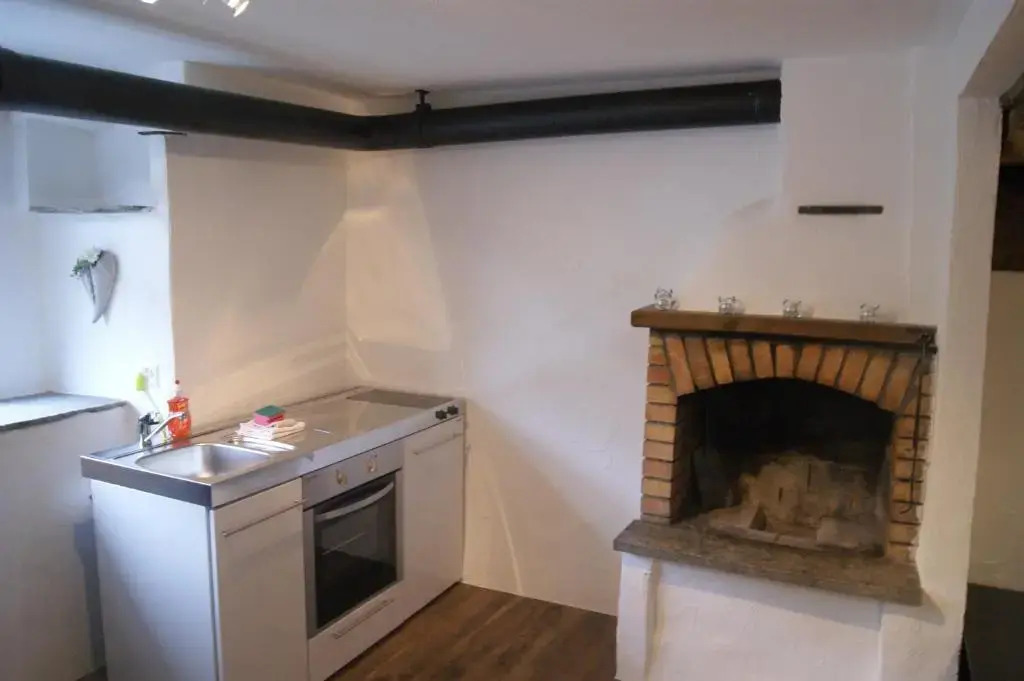 Romantic standalone 5 room cottage in Valposchiavo
