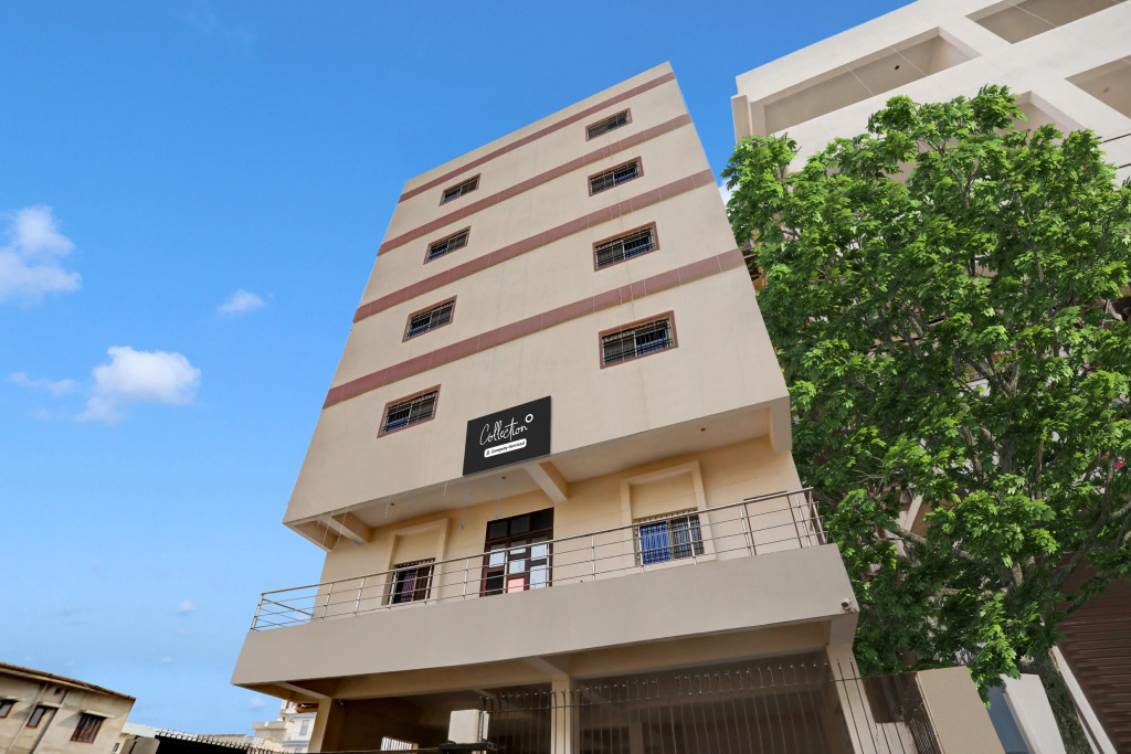 Super Collection O Danapur Near Railway Station