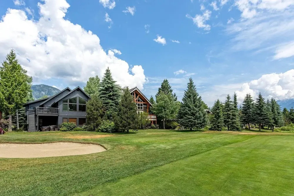 8166 Nicklaus North