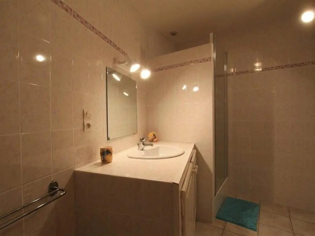 Gîte en pierre avec terrasses, proche de sites médiévaux, idéal pour famille avec équipements bébé. - FR-1-582-256