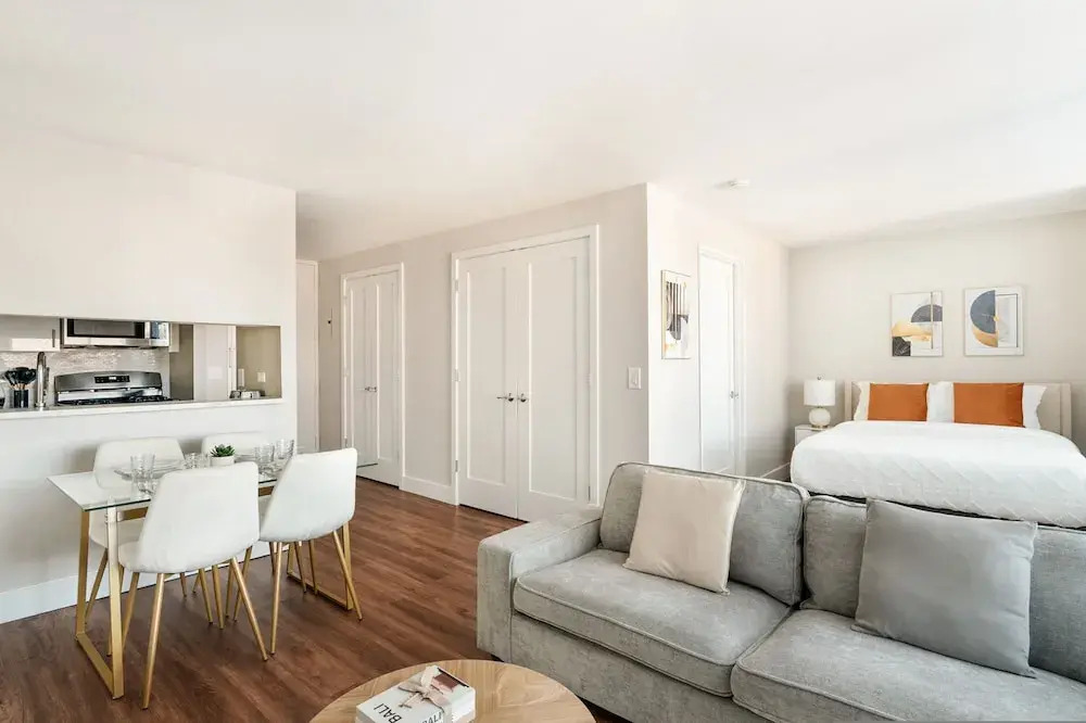Gorgeous Studio Apartment