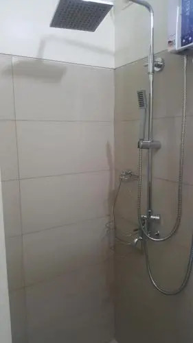 Taal View or LG Unit 1BR Wifi Near Sky Ranch