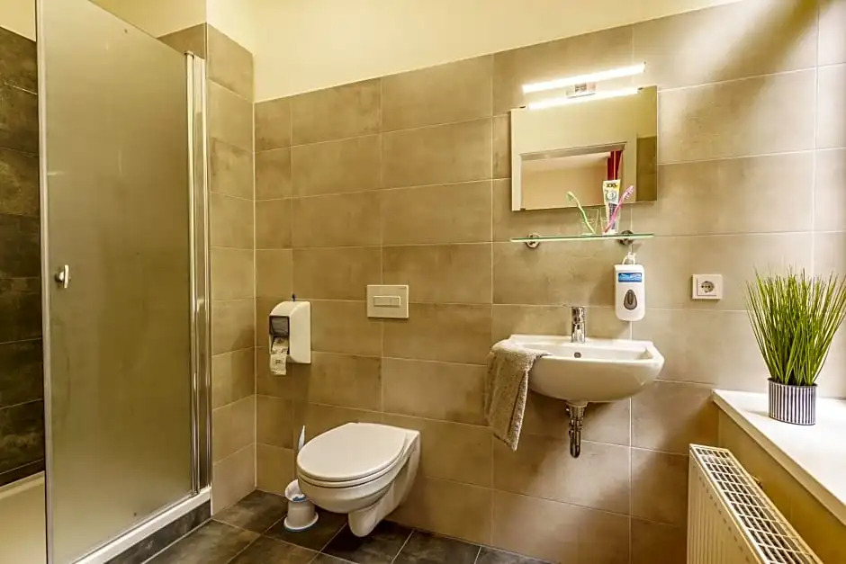 Hotel und Hostel Gleisbett