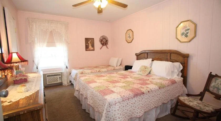 Tombstone Bordello Bed & Breakfast