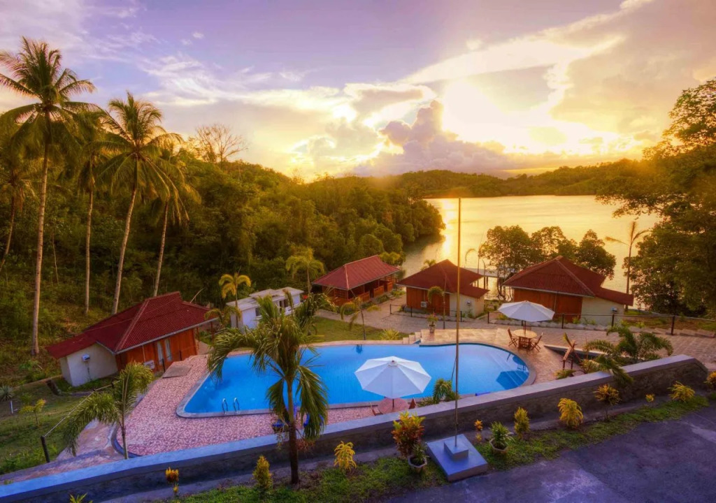Honey Bay Resort Lembeh