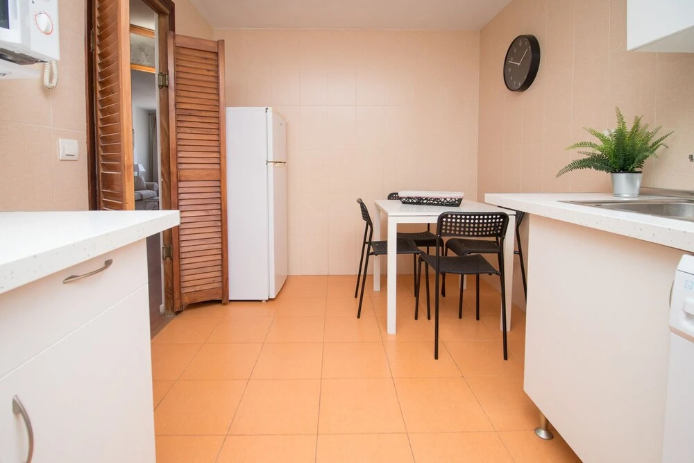 Stunning 3 Bedrooms Apartment