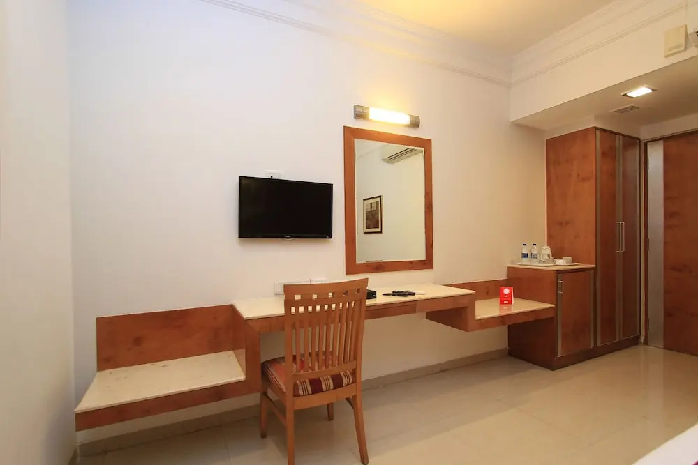 Treebo Suraksha Inn
