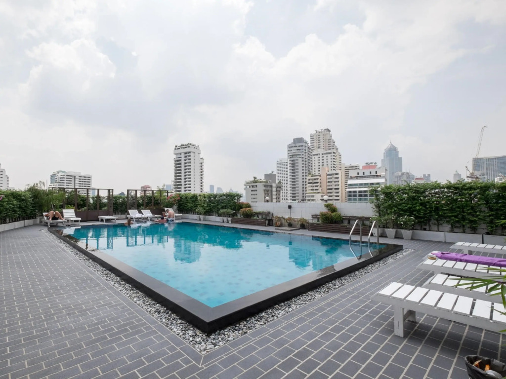 Ruamchitt Plaza Hotel