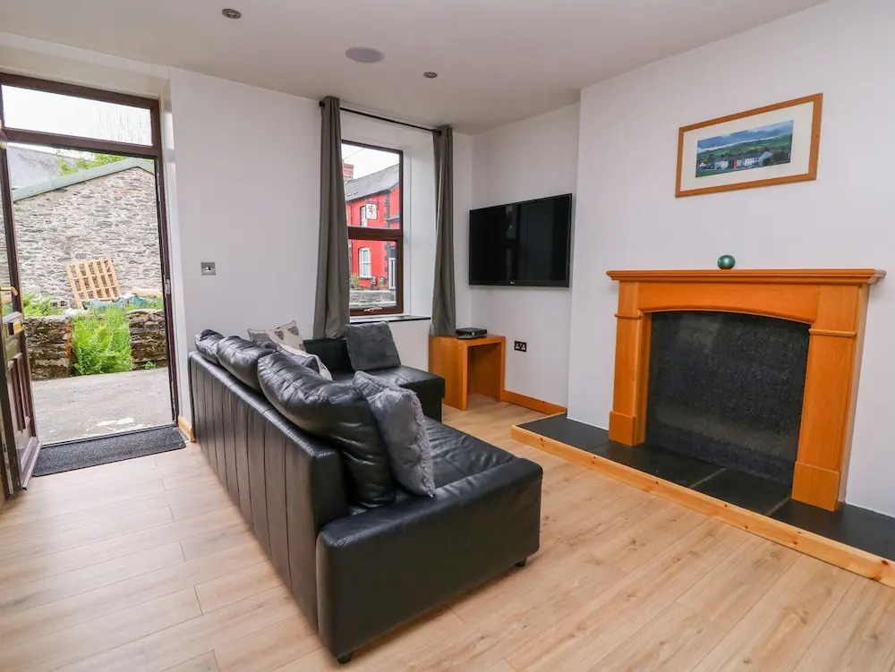 1 Poplar Terrace