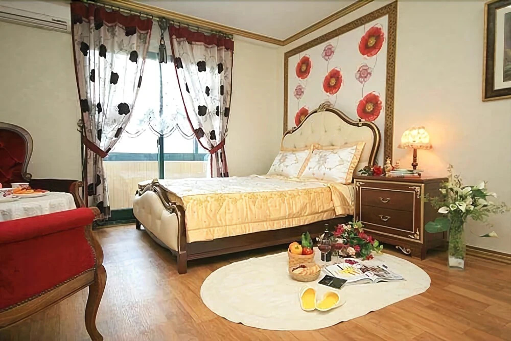 Yangyang Wink Pension