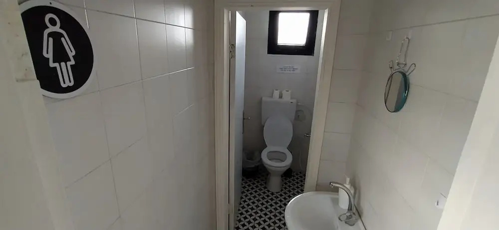 MOUNT41 Hostel