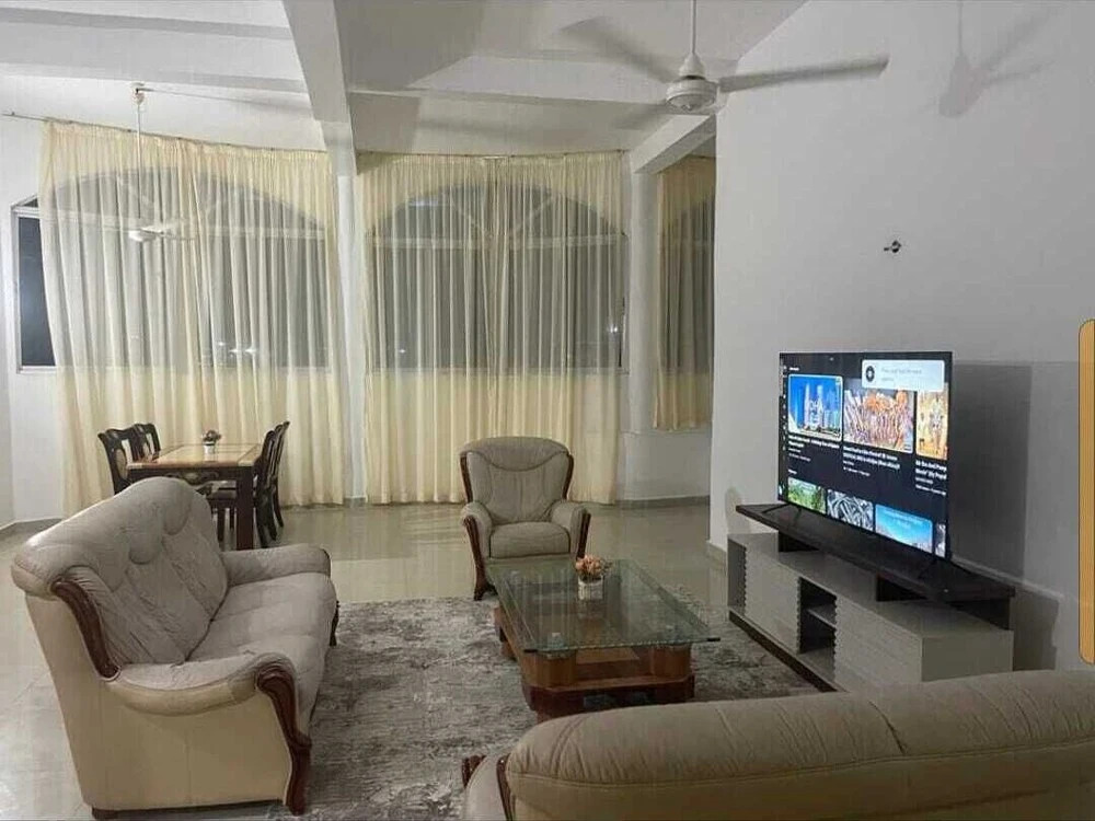 Lux Suites Mkomani Beachfront Apartment