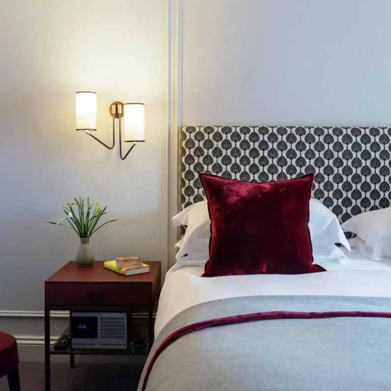 Old Parsonage Hotel