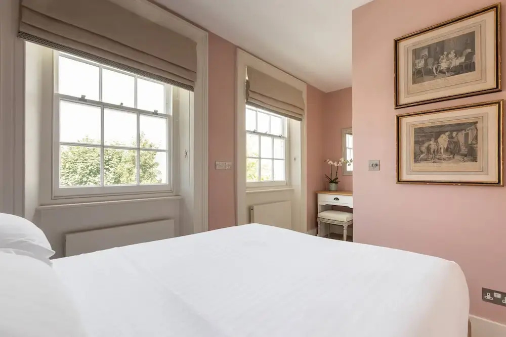 Chepstow Road Ix By Onefinestay